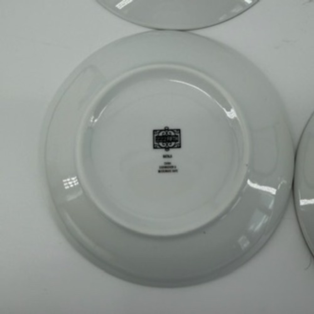 Set of 4 222 Fifth Natala Christmas Holiday Dessert Plates - Picture 6 of 11
